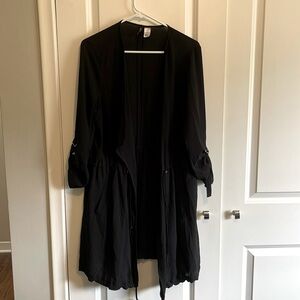 H&M Divided size 12 black 3/4 length duster